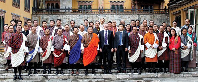 Achieving land degradation neutrality collectively