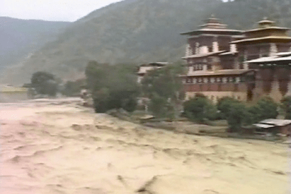 glacier-dam-breached-in-bhutan-daily-bhutan