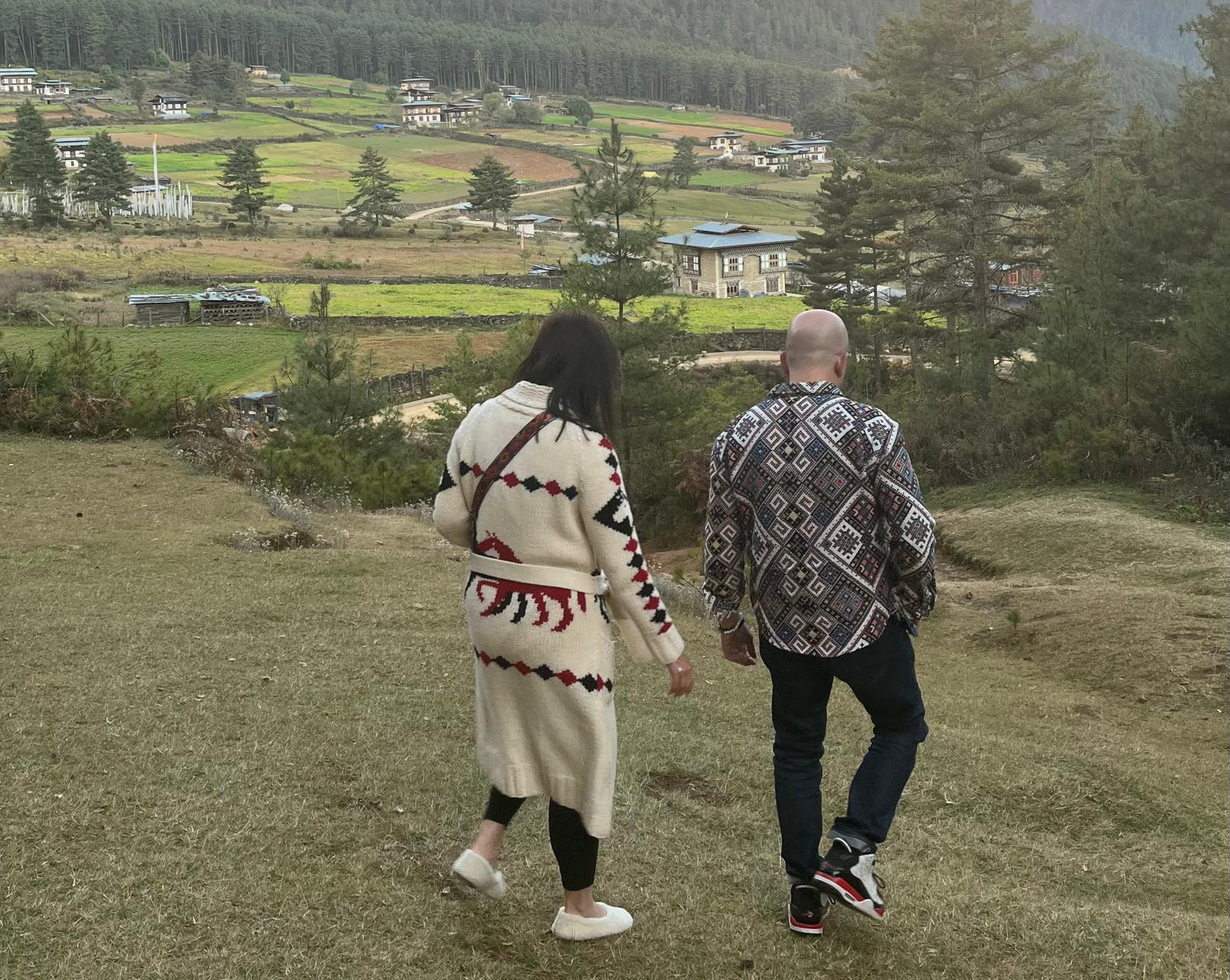 tashi tobgay bhutan tour guide tourists in gangtey