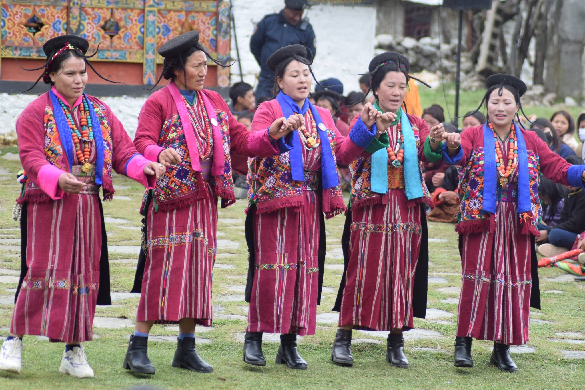 Brokpa Traditional Attire In The Great Yeti Quest