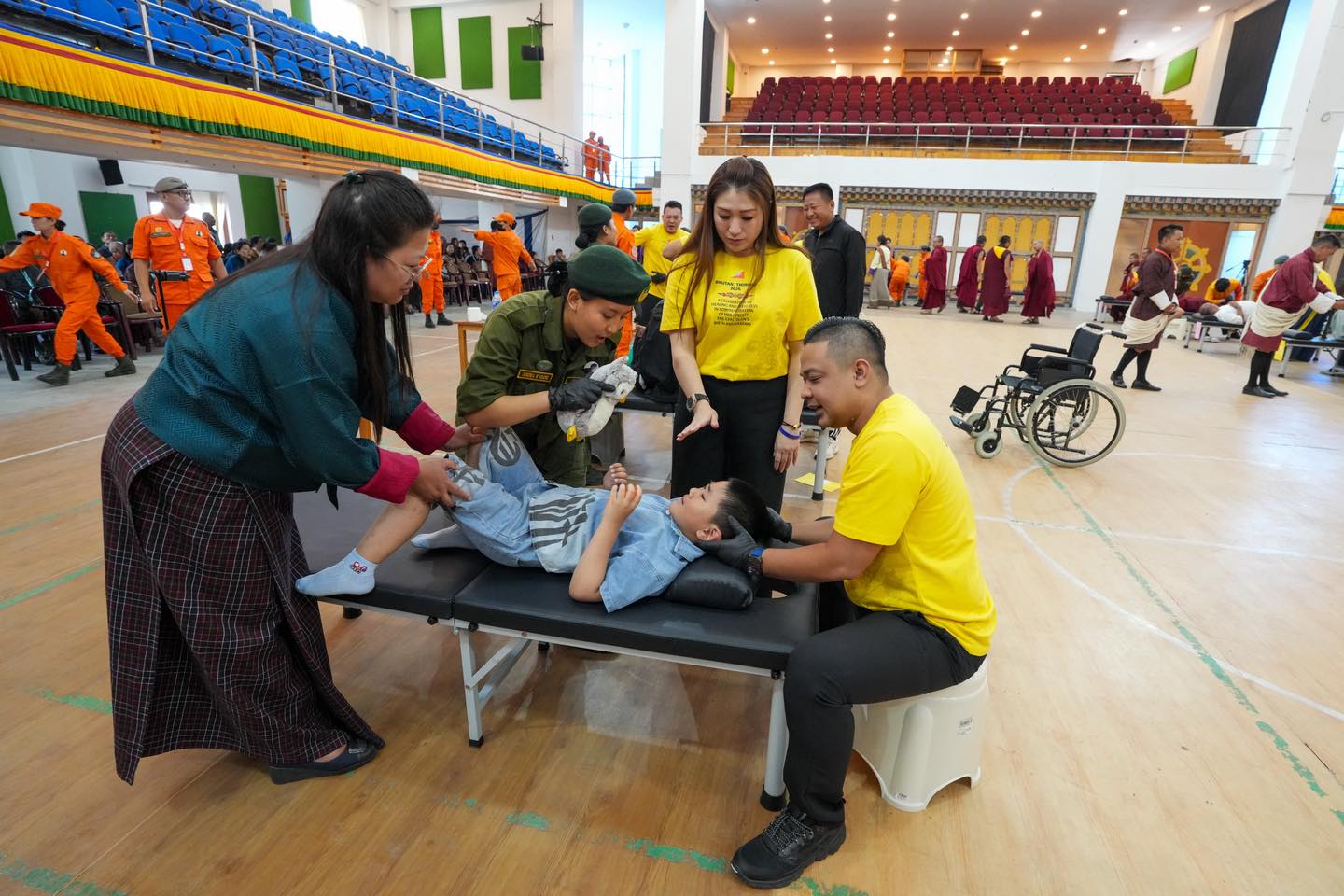 tit tar practitioners doing treatment in bhutan