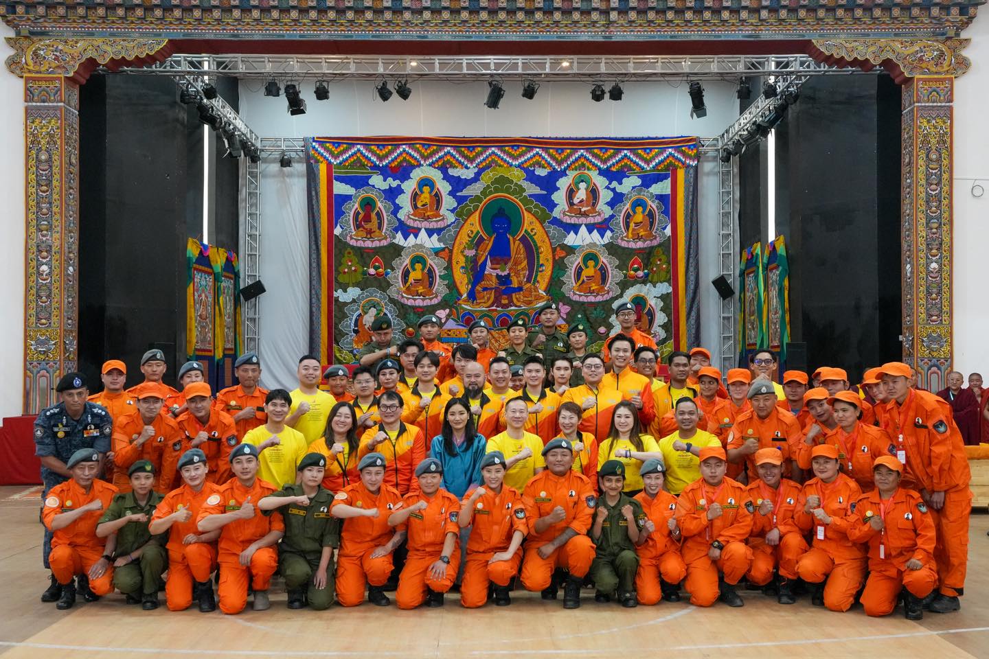 queen jetsun with tit tar practitioners and volunteers