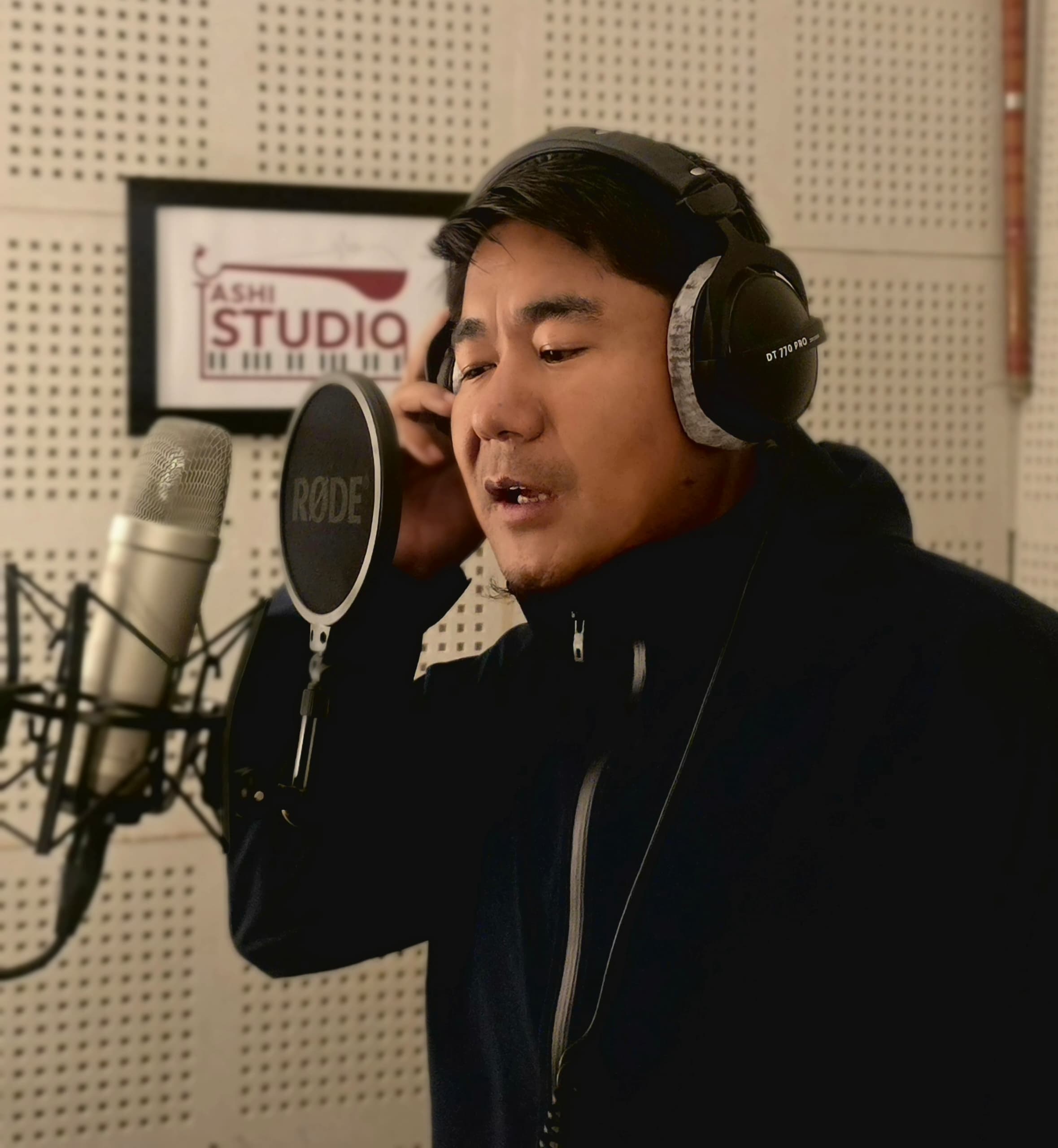 Pema Jamtso Singer Bhutan Bhuchung Amai Chey Chey Recording