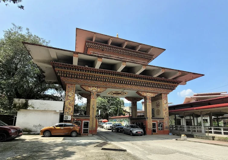 phuentsholing border gate in bhutan