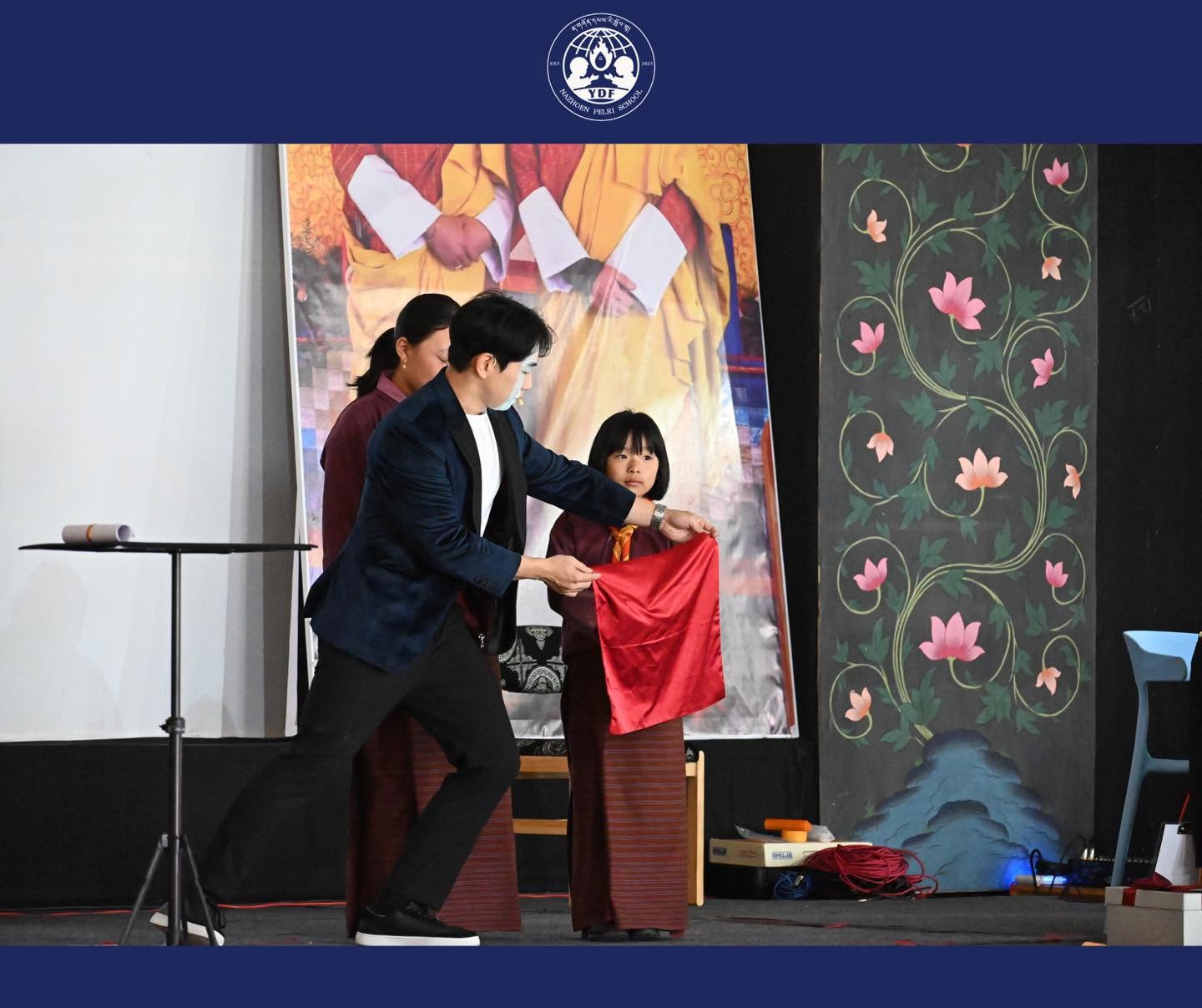 patrick kun magic performance at nazhoen pelri school bhutan