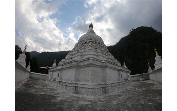 Why Bhutanese Built Chortens Everywhere