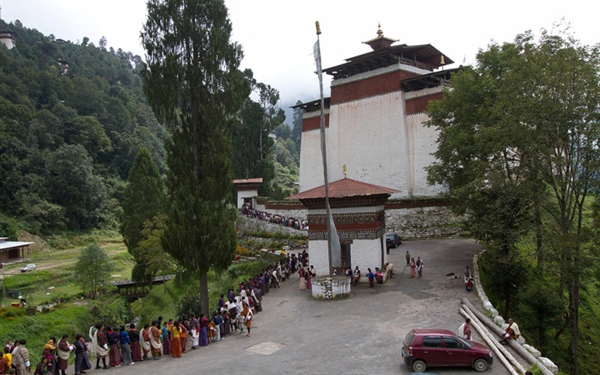 Bhutanese queue from dawn to dusk for Blessings of Long Life 'Tsepamey'
