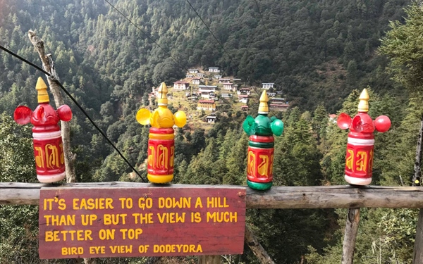 Trailing Dodeydra Monastery through the scenic route from Northern Part of Thimphu