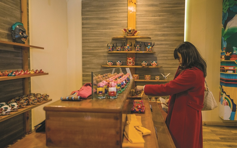 Bhutan Goes Cashless: Bhutan Launches World’s First National Tourism Crypto Payment System