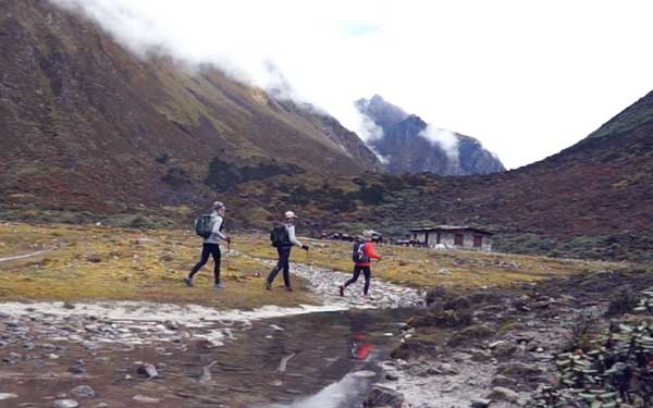 New Film Shows How These Elite Runners Finished World's Hardest Trek In Just 2 Weeks